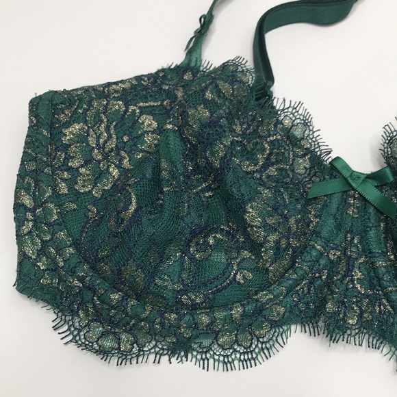 Green Push Up Bra - Picture 2 of 5